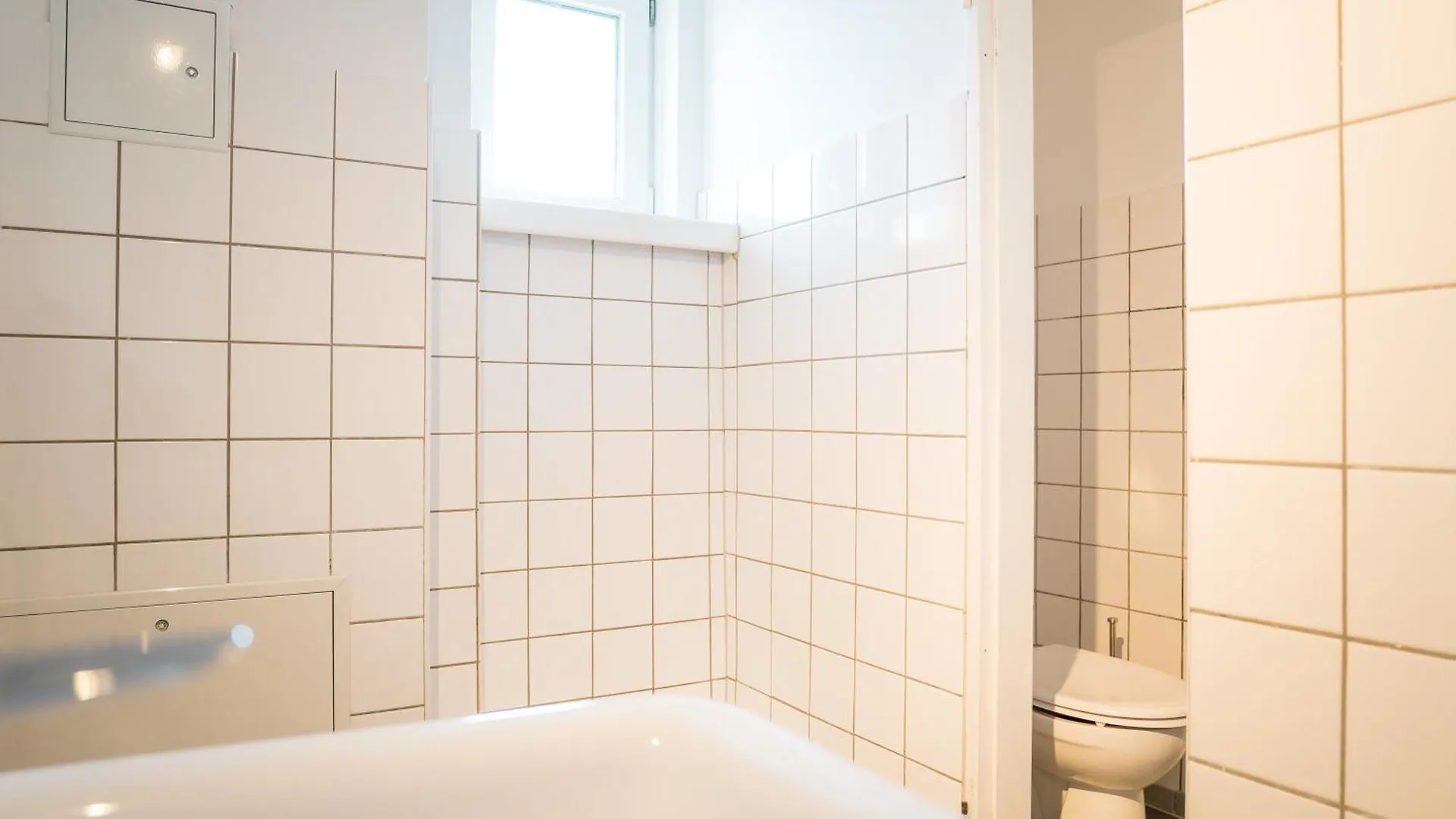 Apartment Three Bedroom Plus Big Kitchen Plus Selfcheckin Plus Street Parking Berlin Germany